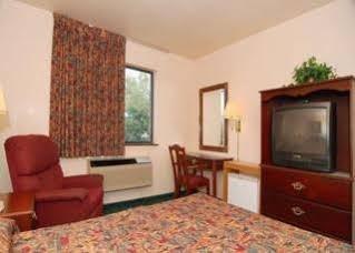 Howard Johnson Inn Nicholasville/Lexington Экстерьер фото
