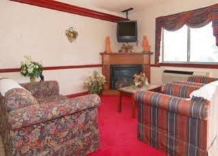 Howard Johnson Inn Nicholasville/Lexington Экстерьер фото